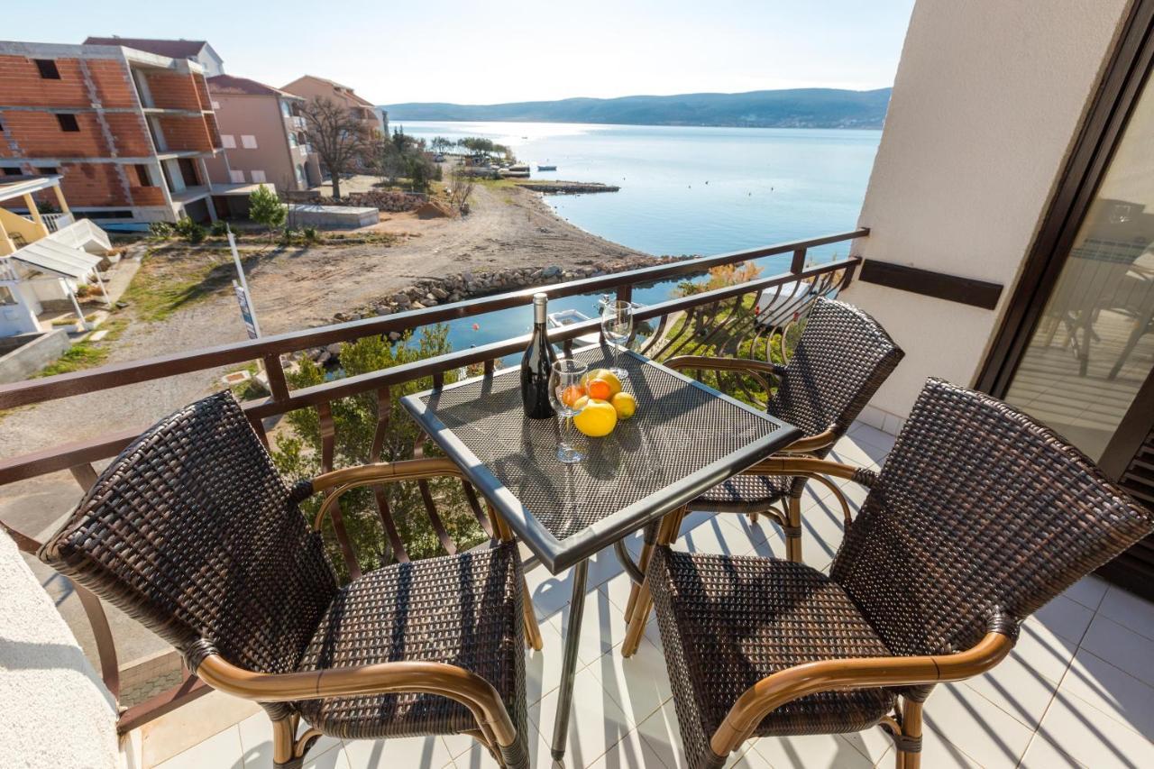 Bed and Breakfast Pansion Croatia Starigrad Paklenica Exterior foto