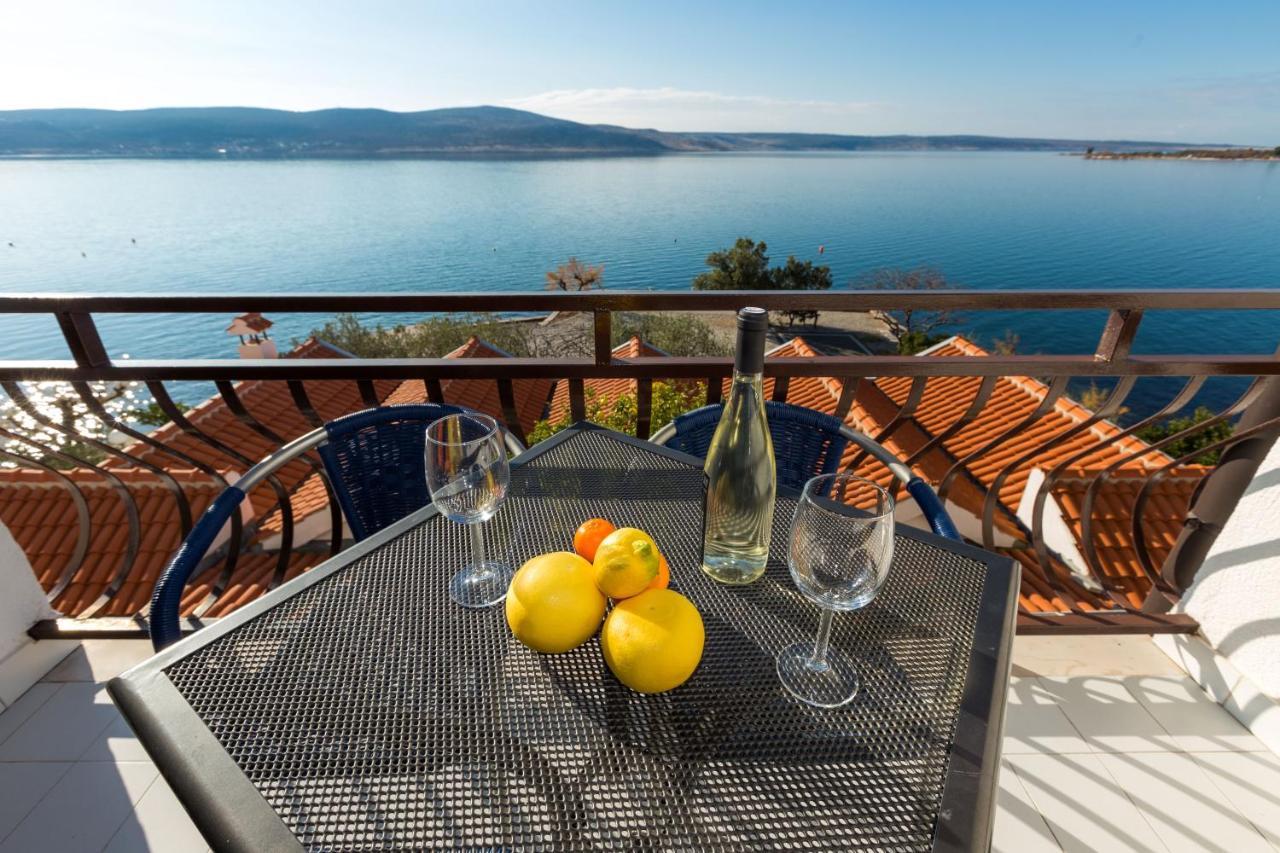 Bed and Breakfast Pansion Croatia Starigrad Paklenica Exterior foto